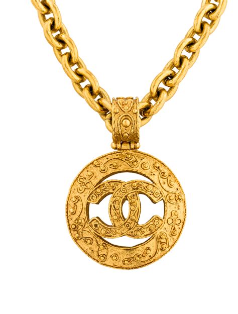 chanel symbol necklace.